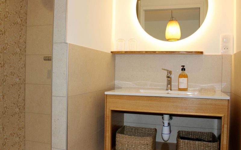 Salle de bain, chambre les petits crins